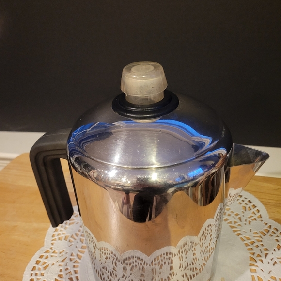 Farberware Stainless Stove Top Coffee Pot L7680 Percolator Coffee Maker 4-8 Cup - Picture 2 of 9